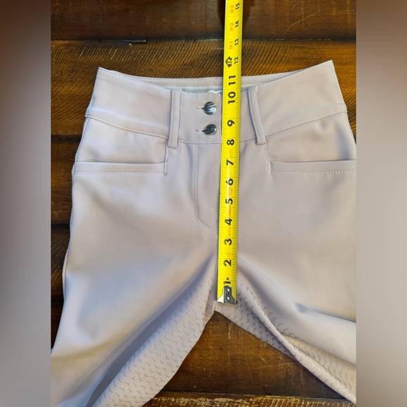 Animo Nuka FW22 Full Seat Breeches - Greige - Picture 7 of 11